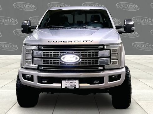 Used 2017 Ford F250 Platinum w/ FX4 Off-Road Package AWD/4WD image 2
