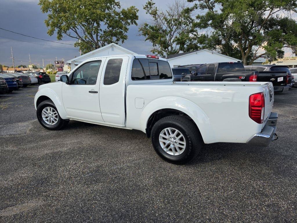 Used 2018 Nissan Frontier SV RWD image 9