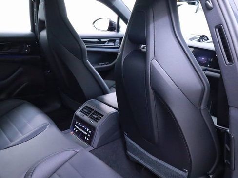 New 2025 Porsche Panamera 4 image 28