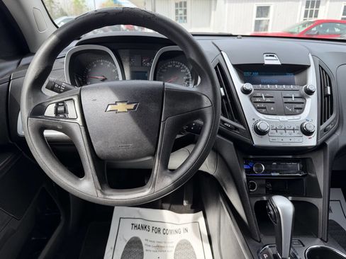 Used 2010 Chevrolet Equinox LT FWD image 13