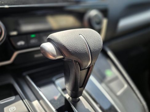 Used 2017 Honda CR-V LX image 38