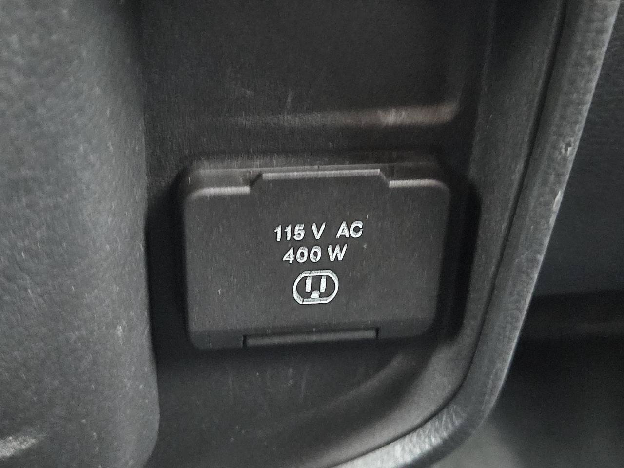 Used 2022 RAM 1500 Laramie AWD/4WD image 30