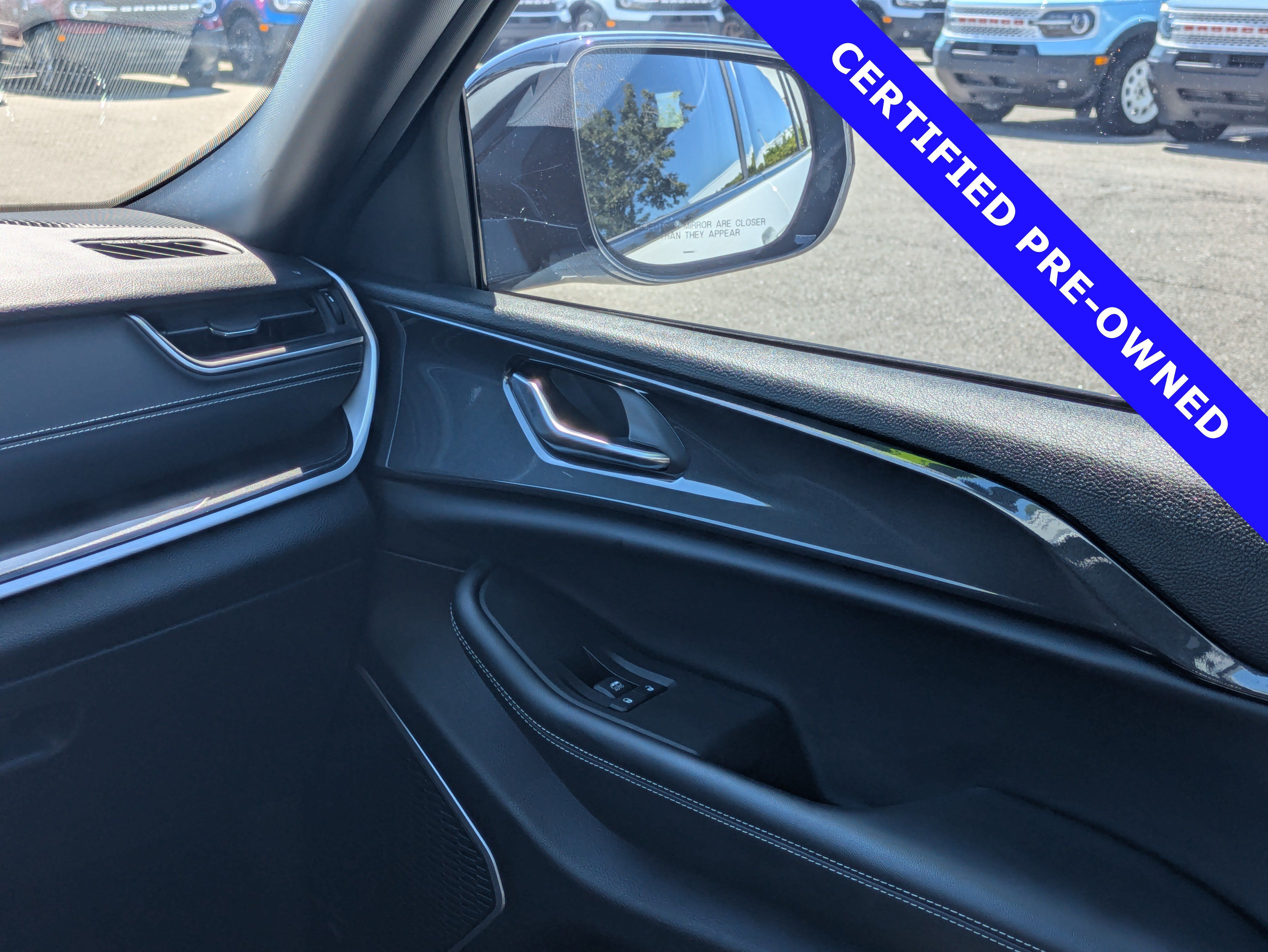 Used 2021 Jeep Grand Cherokee L Laredo RWD image 19