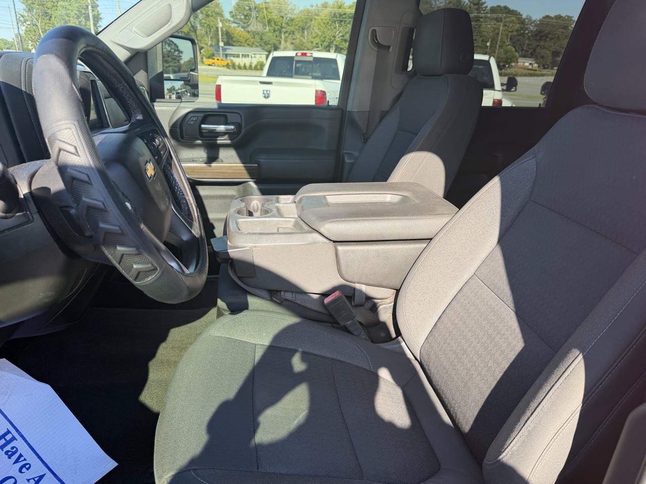 Used 2021 Chevrolet Silverado 2500 LT w/ Convenience Package AWD/4WD image 11