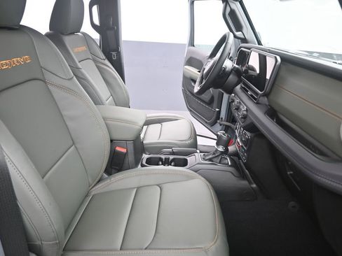 New 2026 Jeep Gladiator Mojave image 27