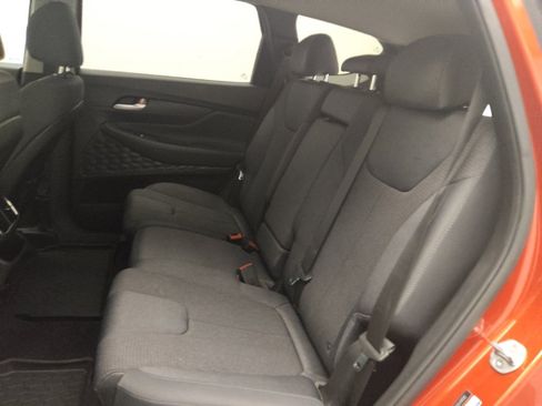 Used 2020 Hyundai Santa Fe SE image 18