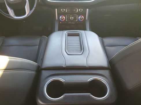 Used 2021 GMC Yukon SLT image 22