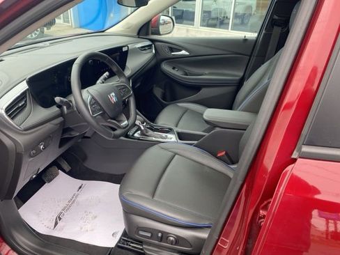 Used 2025 Buick Encore GX Sport Touring w/ Experience Buick Package image 7