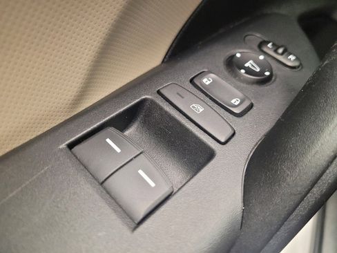 Used 2016 Honda Civic LX-P image 27