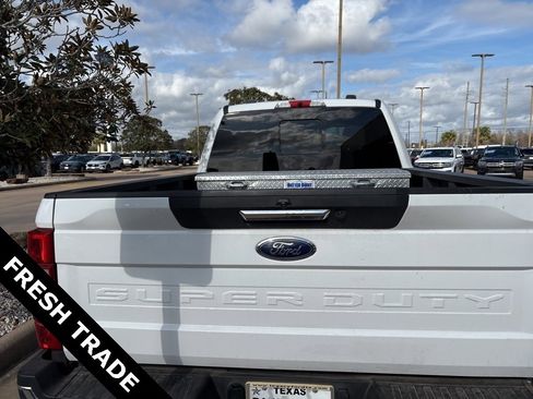 Used 2020 Ford F250 Lariat w/ Lariat Value Package image 4