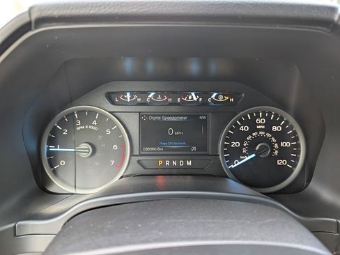 Used 2020 Ford F150 XLT w/ Equipment Group 302A Luxury AWD/4WD image 22