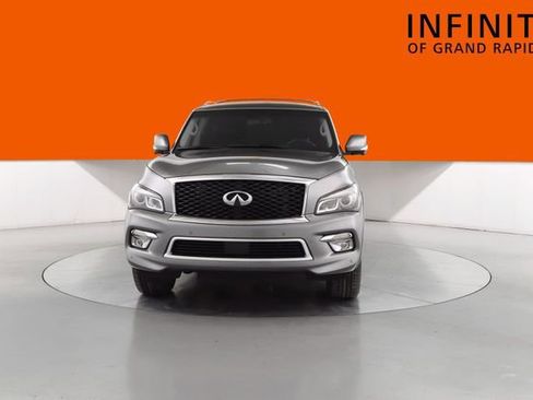 Used 2016 INFINITI QX80 4WD w/ Driver's Assistance Package image 8