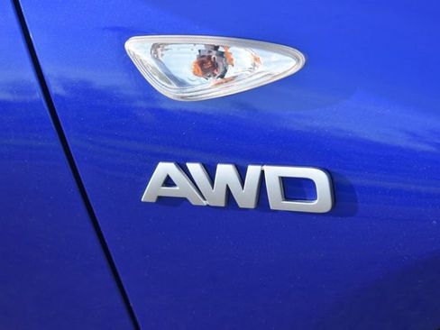 Used 2023 Kia Seltos LX AWD/4WD image 12