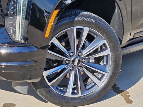 Certified 2025 Cadillac Escalade Sport w/ Touring Package image 7