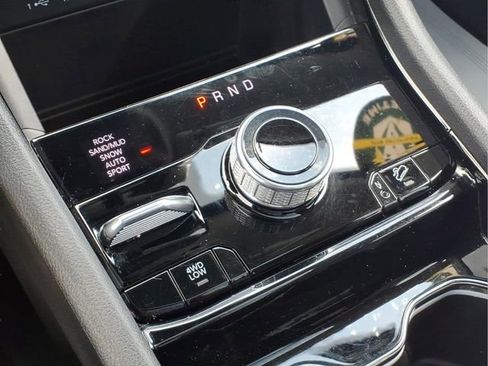 Used 2022 Jeep Grand Cherokee Limited 4xe AWD/4WD image 9