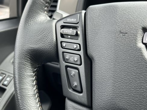 Used 2022 Nissan Frontier SV AWD/4WD image 24