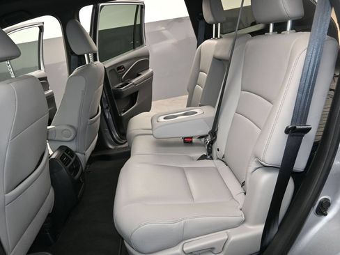 Used 2023 Honda Passport EX-L image 14