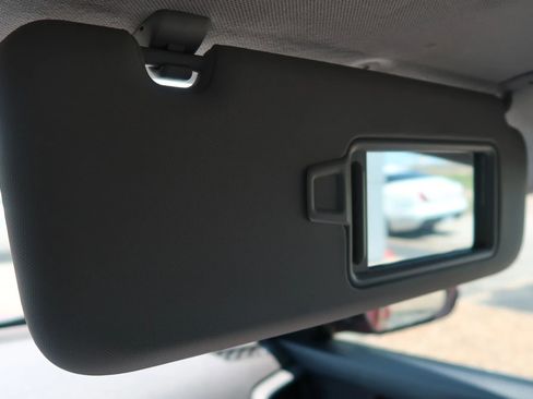 Used 2019 Hyundai Elantra SEL image 37