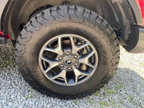 Certified 2025 Ford Bronco Badlands AWD/4WD image 16