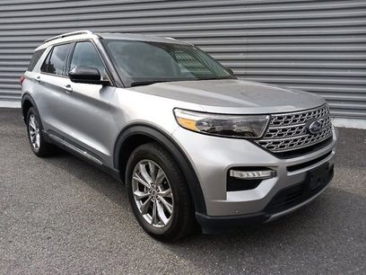 Used 2022 Ford Explorer XLT