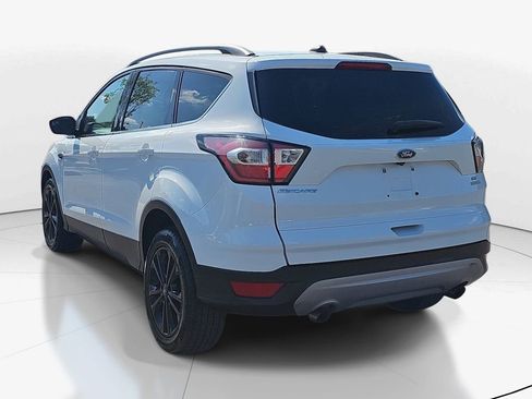 Used 2018 Ford Escape SE FWD image 8