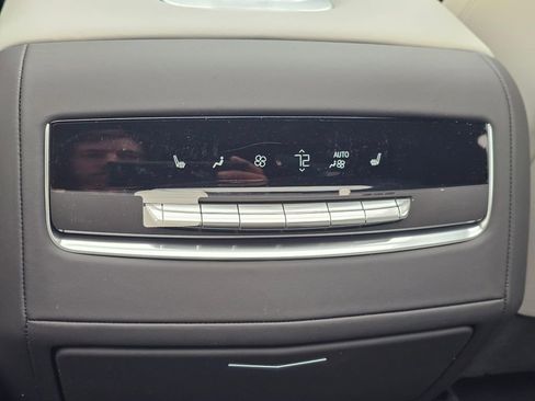 New 2026 Cadillac Escalade Platinum Sport AWD/4WD image 19