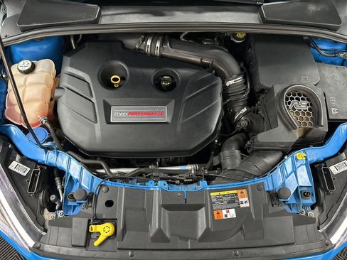 Used 2018 Ford Focus RS image 36