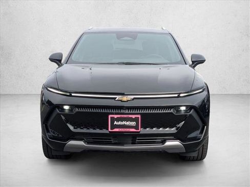 New 2026 Chevrolet Equinox EV LT image 6