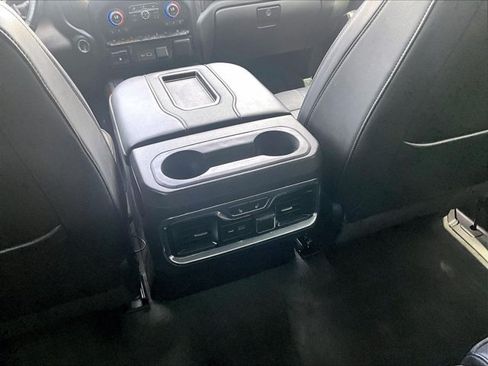 Used 2021 Chevrolet Silverado 1500 High Country w/ Technology Package RWD image 25