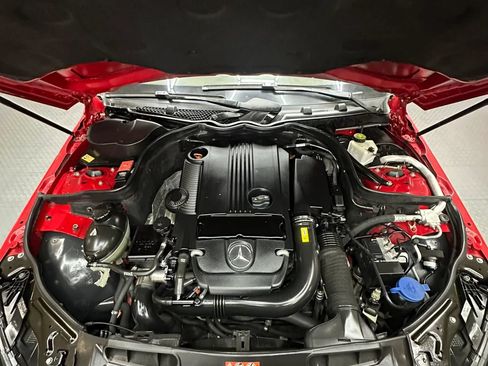 Used 2014 Mercedes-Benz C 250 Sedan image 34