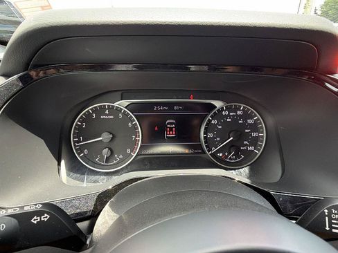 Used 2024 Nissan Pathfinder Rock Creek AWD/4WD image 27