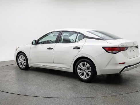 Used 2025 Nissan Sentra S FWD image 6
