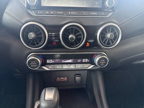 Used 2020 Nissan Sentra SV FWD image 22