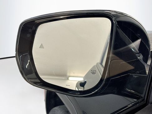 Used 2023 Jeep Grand Cherokee L Limited image 16