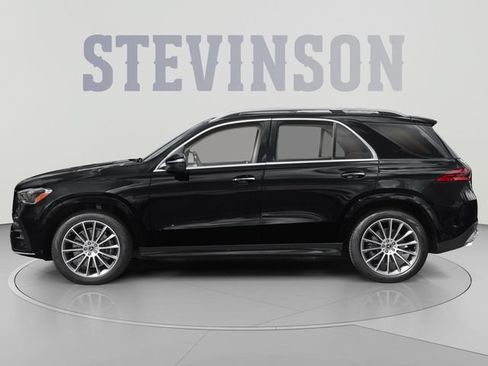 Used 2024 Mercedes-Benz GLE 450 4MATIC image 3