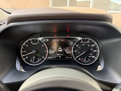 Used 2023 Nissan Rogue SV w/ SV Premium B Package image 19