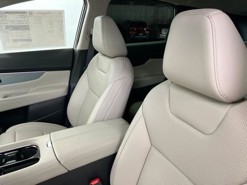 New 2026 Nissan Murano SL w/ Comfort Package AWD/4WD image 16