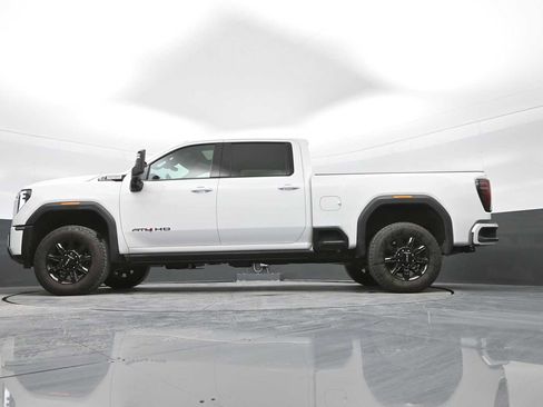 Used 2024 GMC Sierra 2500 AT4 w/ AT4 Premium Plus Package image 39