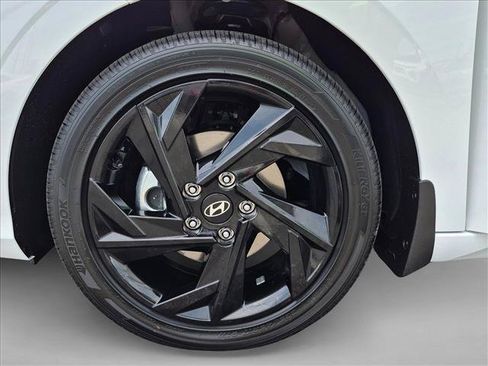 New 2026 Hyundai Elantra Sport FWD image 16