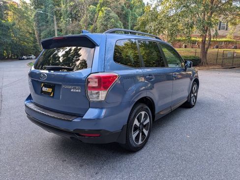 Used 2017 Subaru Forester 2.5i Premium w/ Protection Package #1 AWD/4WD image 5