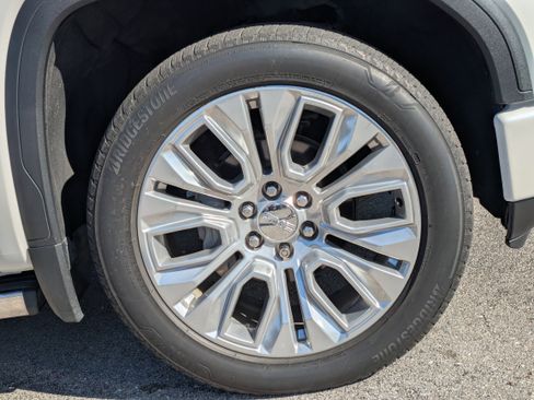 Used 2020 GMC Sierra 1500 Denali w/ Denali Ultimate Package image 11