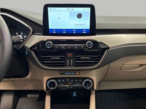 Used 2022 Ford Escape SE w/ Convenience Package image 18