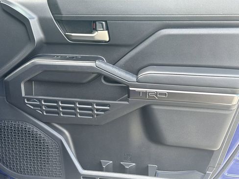 Used 2025 Toyota Tacoma TRD Off-Road w/ TRD Off Road Premium Package image 15