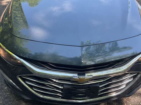 Used 2019 Chevrolet Malibu LT FWD image 10
