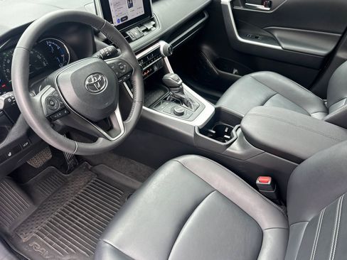 Used 2024 Toyota RAV4 XLE Premium w/ Weather Package AWD/4WD image 11