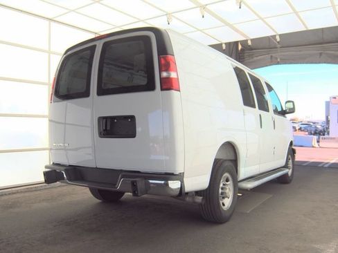 Used 2025 Chevrolet Express 2500 w/ Driver Convenience Package RWD image 3