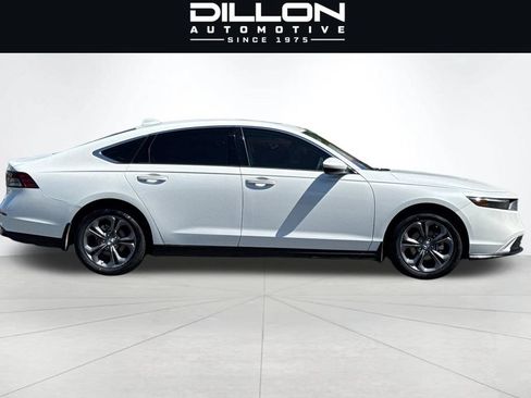 Used 2023 Honda Accord EX image 3