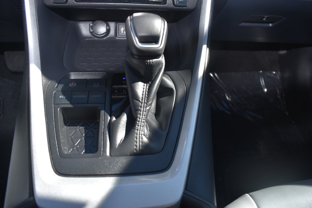 Used 2025 Toyota RAV4 XLE Premium w/ Weather Package FWD image 36
