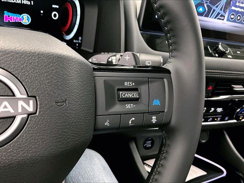 New 2025 Nissan Rogue SL image 67