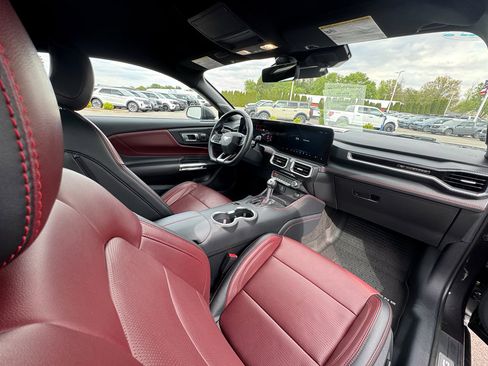 Used 2024 Ford Mustang GT Premium RWD image 13